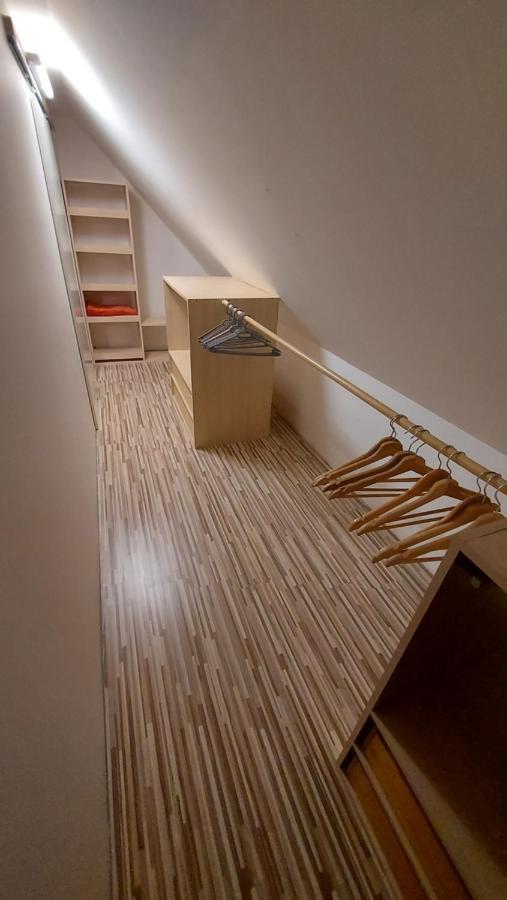Apartmán Tajov pre 5 osôb, privatne parkovanie a terasa Exterior foto