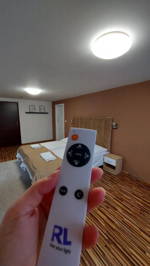 Apartmán Tajov pre 5 osôb, privatne parkovanie a terasa Exterior foto